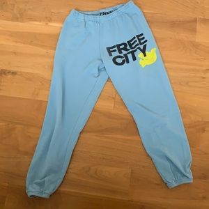 Freecity small sweatpants